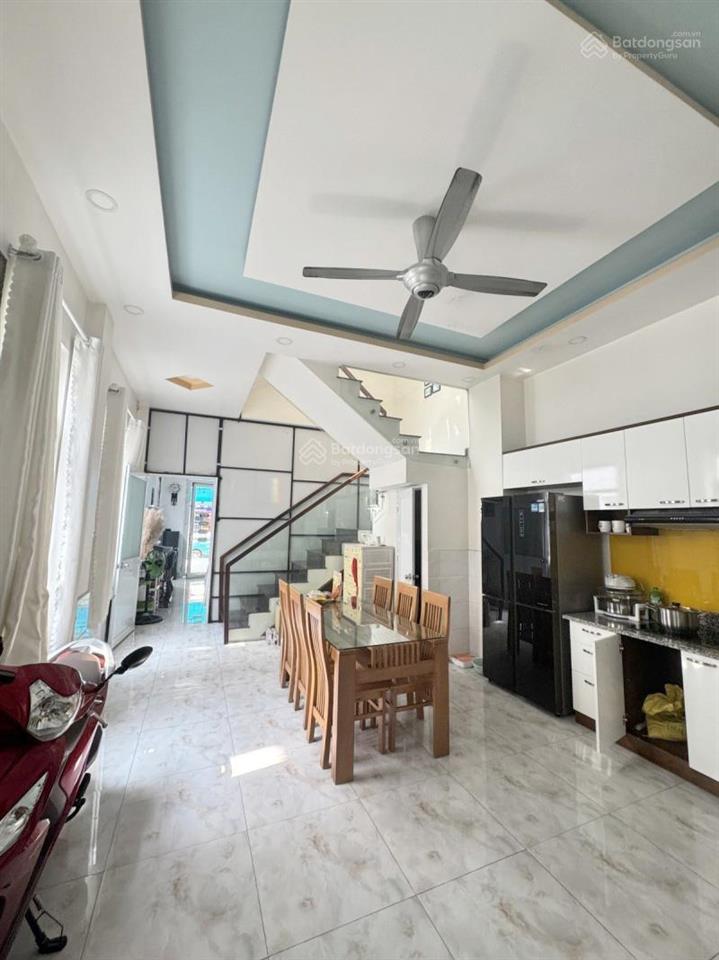 Cực hiếm nhà góc trường thọ thủ đức 131m² 3 tầng đường 10m giảm hơn 4 tỷ chỉ còn 13 tỷ