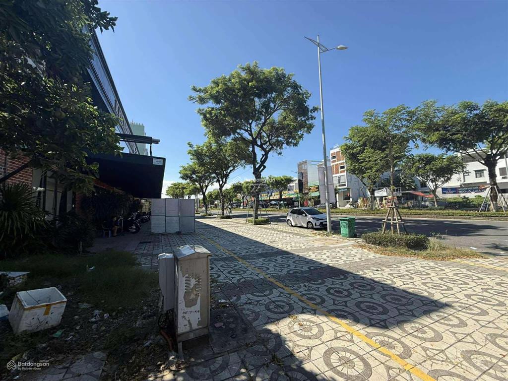 Bán cặp nguyễn phước lan  200m2 giá 36 tỷ o948.o1.3ooo