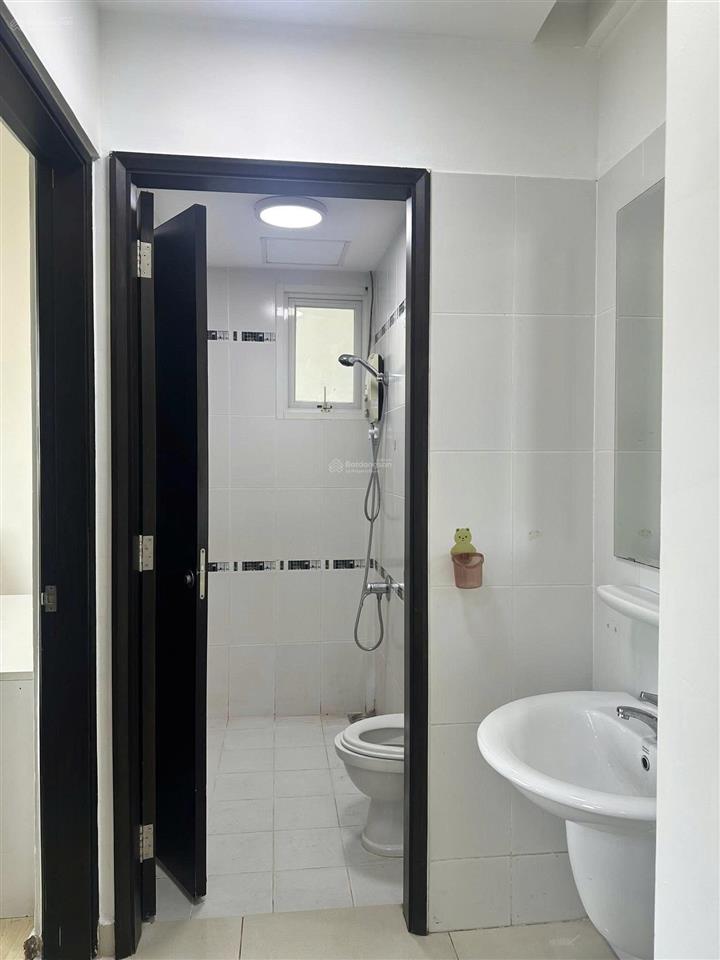 Phú mỹ, hoàng quốc việt, 86m22pn2wc full nội thất, giá thuê 12tr/tháng.  0966 733 ***