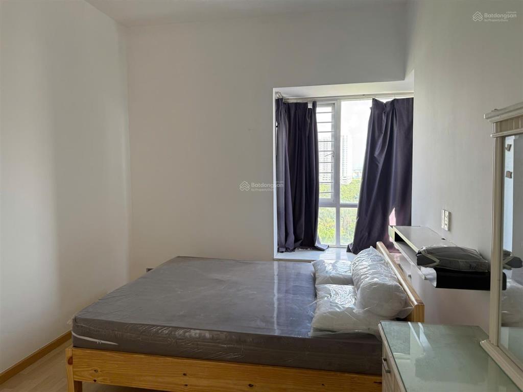 Cc phú mỹ, hoàng quốc việt, 98m22pn2wc full nội thất, giá thuê 12tr/tháng.  0966 733 ***