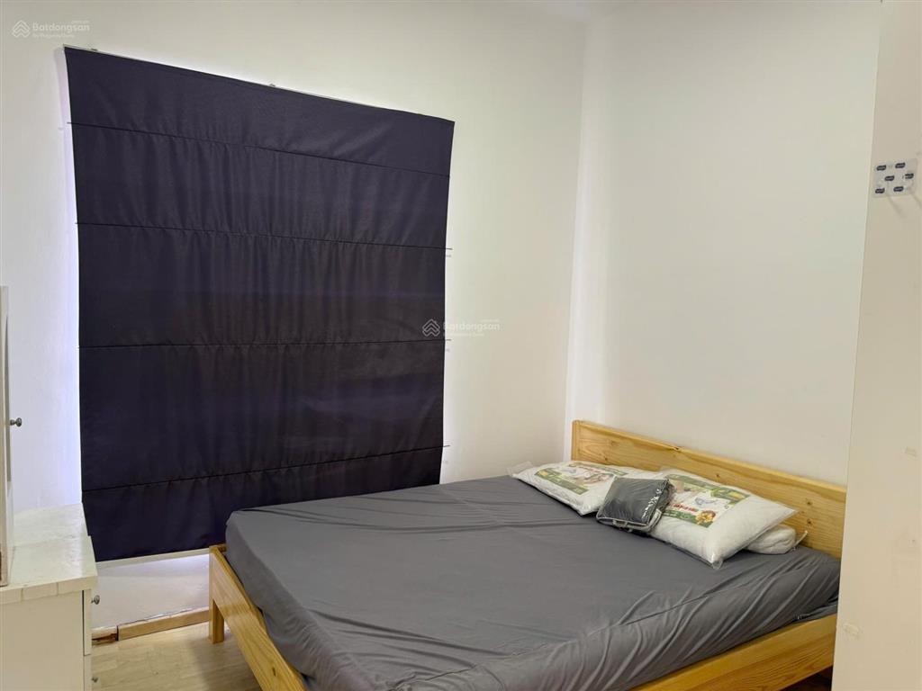 Cc phú mỹ, hoàng quốc việt, 98m22pn2wc full nội thất, giá thuê 12tr/tháng.  0966 733 ***