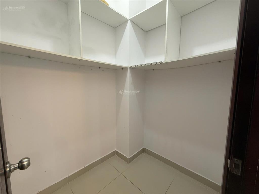 Cho thuê riverside residence 130m²  3pn  3wc, nội thất dính tường, giá 28tr/tháng. 0966 733 ***