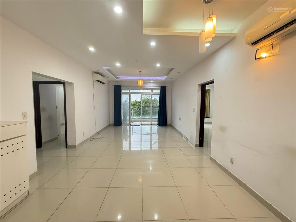 Cho thuê riverside residence 130m²  3pn  3wc, nội thất dính tường, giá 28tr/tháng. 0966 733 ***