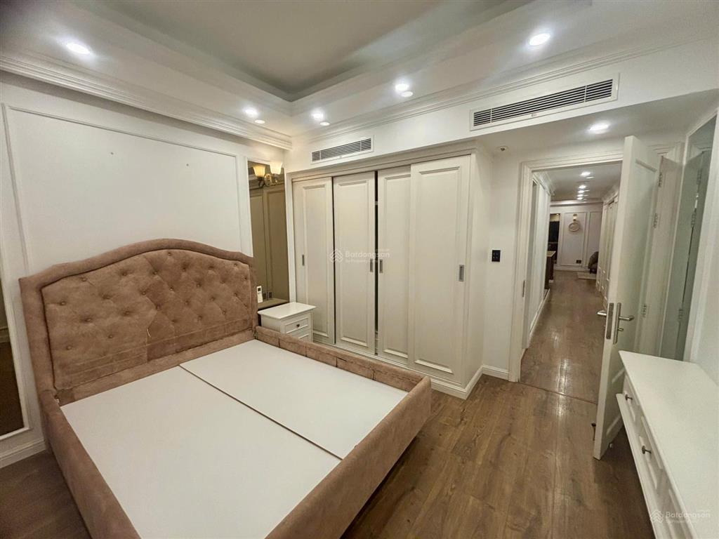 Căn hộ hưng phúc, 97m2  3pn  2wc, đầy đủ nội thất, giá bán 8 tỷ 6, sổ hồng. 0966 733 ***
