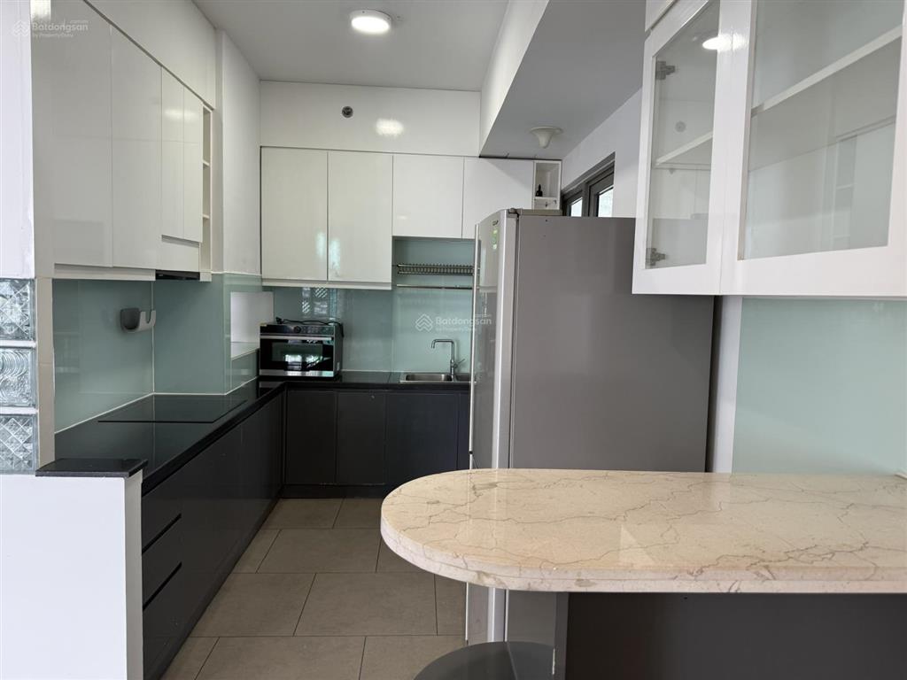 Cho thuê riviera point, 148m2  3pn  3wc, ít nội thất, giá 28tr/tháng.  0966 733 ***