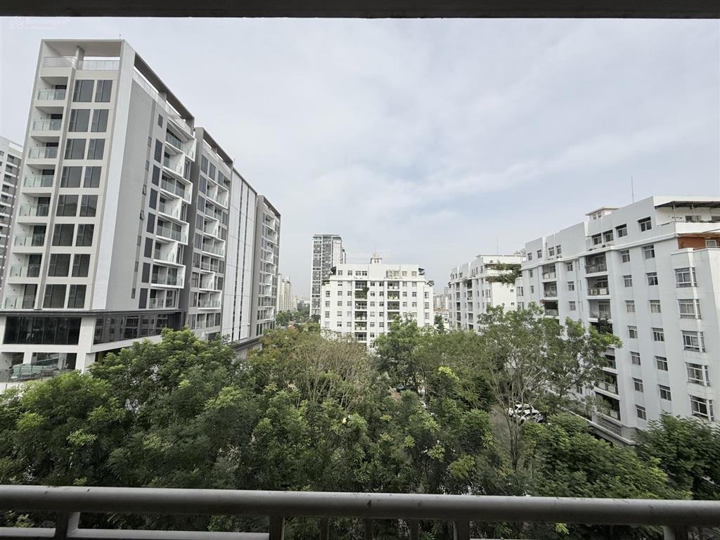 Cho thuê ch mỹ viên, 118m23pn2wc, nội thất dính tường, giá 18 triệu/tháng. công viên cây xanh
