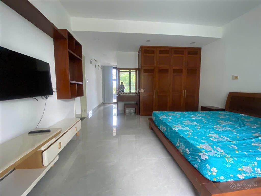 Cho thuê panorama sân vườn, 166m23pn 2wc, đầy đủ nội thất, giá 35 triệu/ tháng.  0966 733 ***