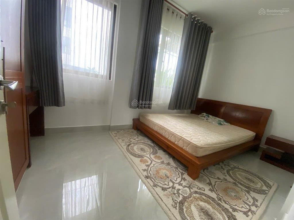 Cho thuê panorama sân vườn, 166m23pn 2wc, đầy đủ nội thất, giá 35 triệu/ tháng.  0966 733 ***