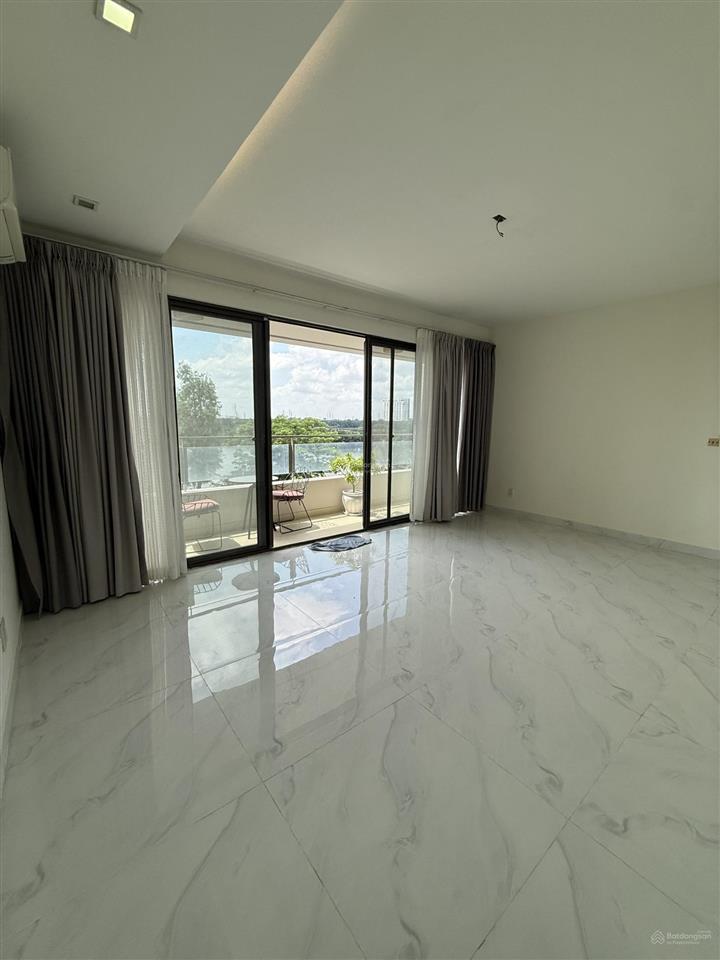 The panorama, 164m23 pn2wc, nội thất dính tường, 2 ban công phòng ngủ, giá 42tr/thángview sông