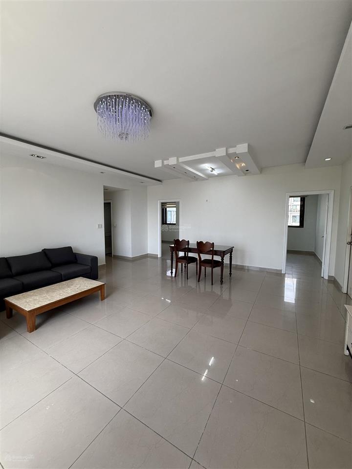 The panorama, 164m23 pn2wc, nội thất dính tường, 2 ban công phòng ngủ, giá 42tr/thángview sông