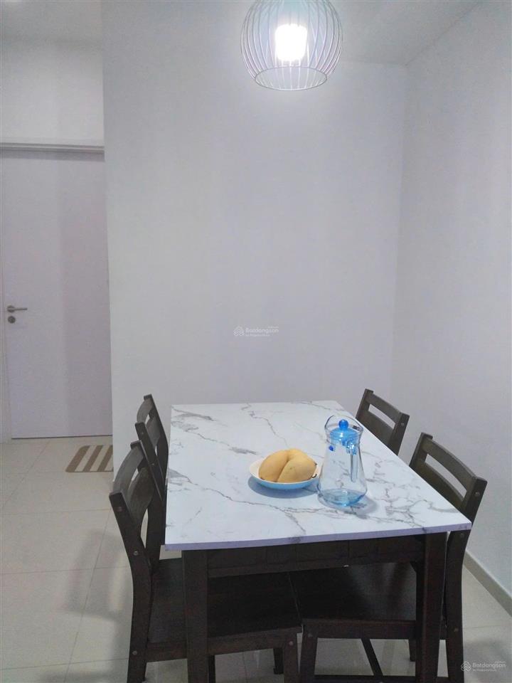 The view, 91m2  2 phòng ngủ  2 nhà vệ sinh, nội thất đầy đủ, giá thuê 20tr/tháng.  0966 733 ***