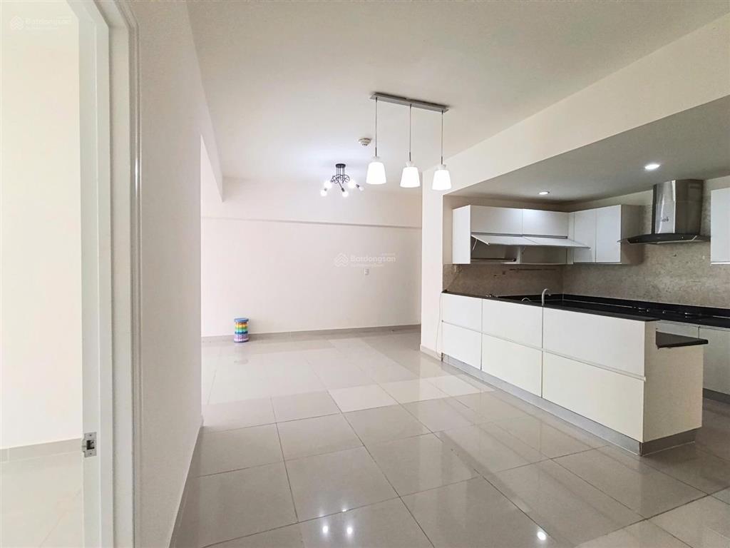 Cho thuê ch garden plaza 1, 145m23pn2wc, nội thất dính tường, giá 31 triệu / tháng. 0966 733 ***