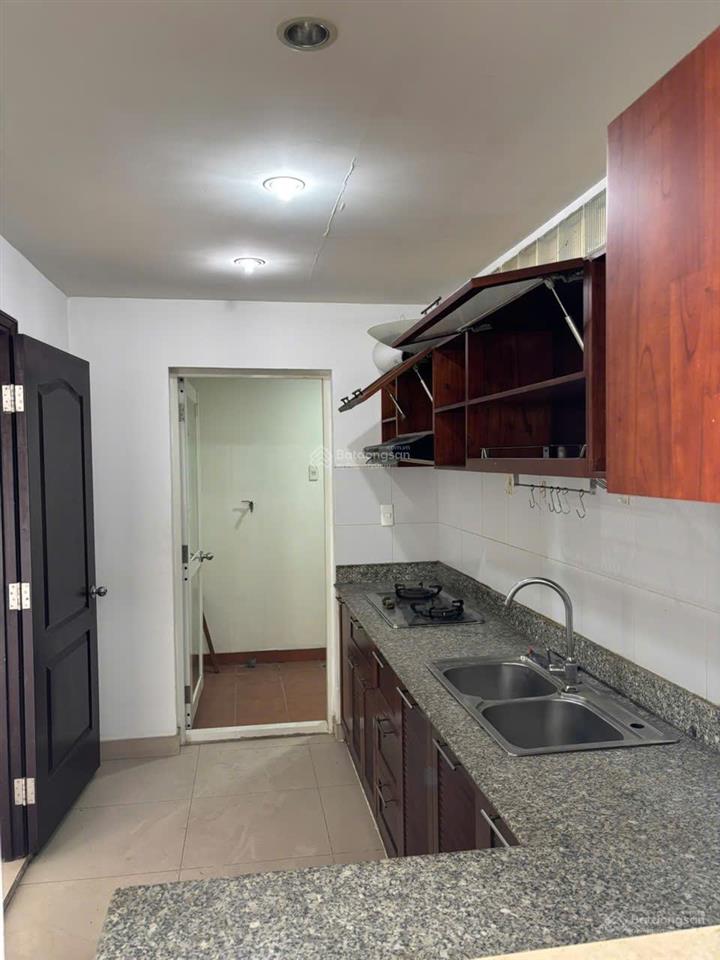 Cho thuê căn hộ cảnh viên 1, 118m23pn nội thất cơ bản, giá 20tr/tháng. 0966 733 ***