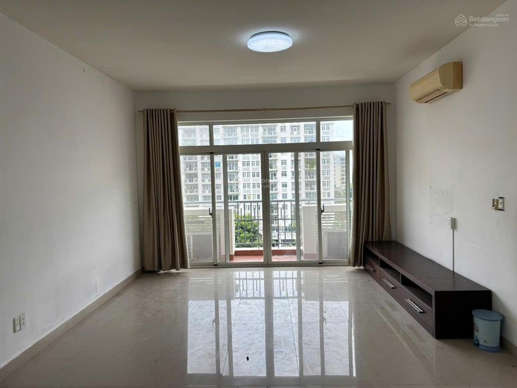 Cho thuê căn hộ cảnh viên 1, 118m23pn nội thất cơ bản, giá 20tr/tháng. 0966 733 ***