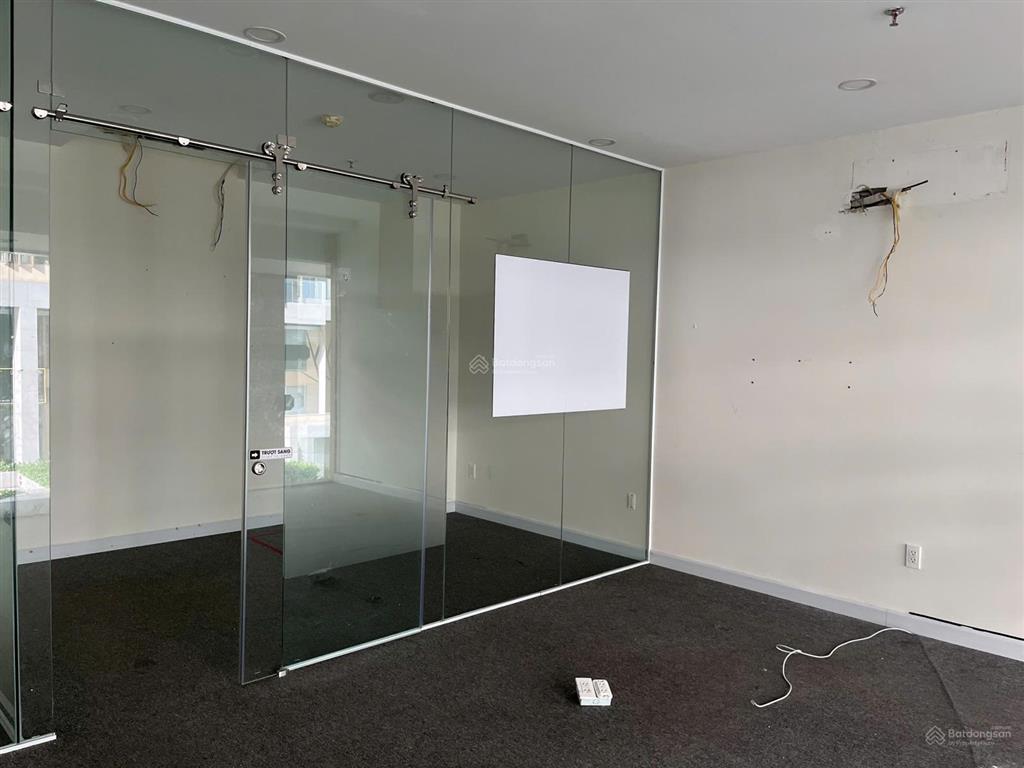 Cho thuê shop m6, trệt  lầu, 73m21 bếp1wc, giá 50tr/ tháng, kinh doanh văn phòng. tại pmh, q7