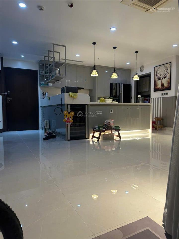 Bán hưng phúc, 97m22pn 2wc, đầy đủ nội thất, giá 9 tỷ 1 tl, sổ hồng, ô xe hầm. 0966 733 ***