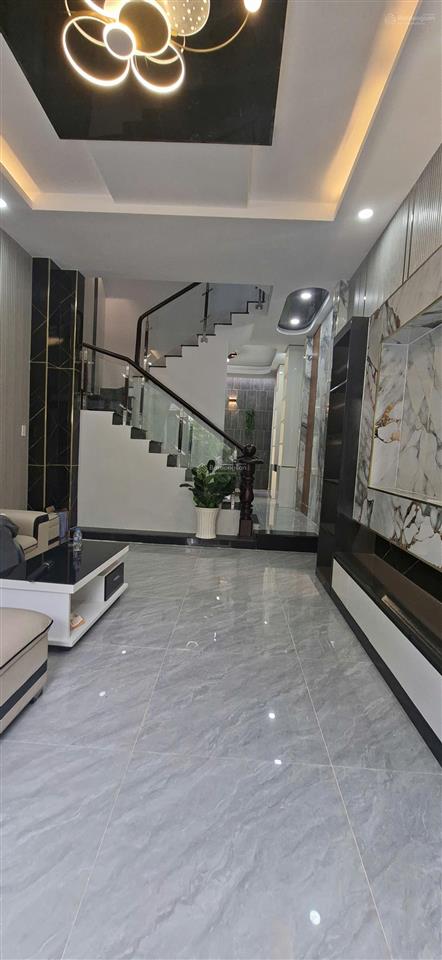Nhà đẹp 4 tầng  hxh đường 385, p.tăng nhơn phú a, q.9. giá nhỉnh 7 tỷ.