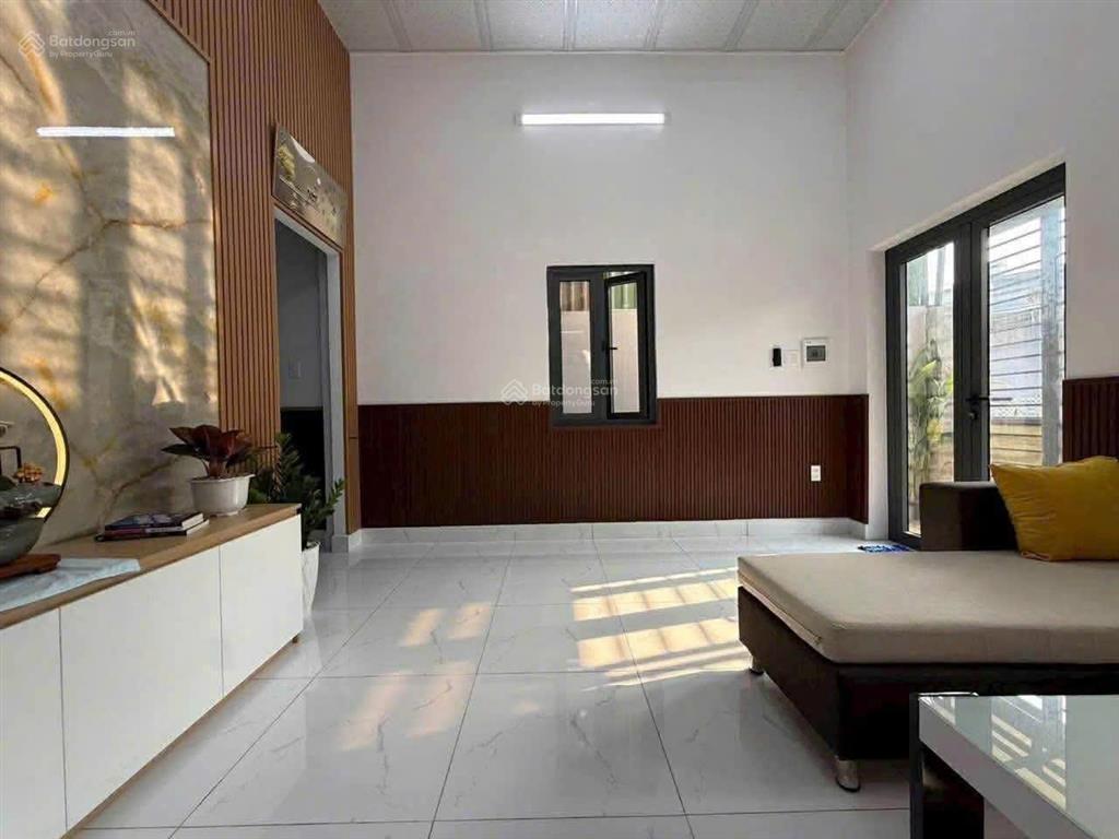 Nhà đẹp mặt tiền đường ô tô, đường 339, q.9. giá chỉ nhỉnh 5 tỷ (2 tầng, 2pn, sổ hồng)  0914 229 ***