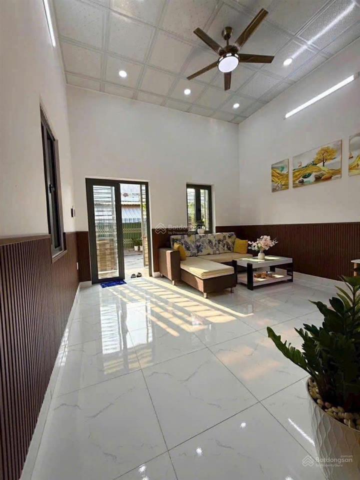 Nhà đẹp mặt tiền đường ô tô, đường 339, q.9. giá chỉ nhỉnh 5 tỷ (2 tầng, 2pn, sổ hồng)  0914 229 ***
