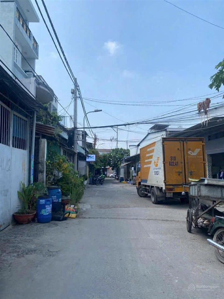 Nhà đẹp mặt tiền đường ô tô, đường 339, q.9. giá chỉ nhỉnh 5 tỷ (2 tầng, 2pn, sổ hồng)  0914 229 ***
