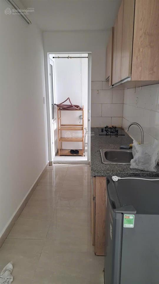 Cho thuê căn hộ the cbd, q.2. giá 10 triệu/tháng (2pn, 2wc, có máy lạnh, mày nước nóng).