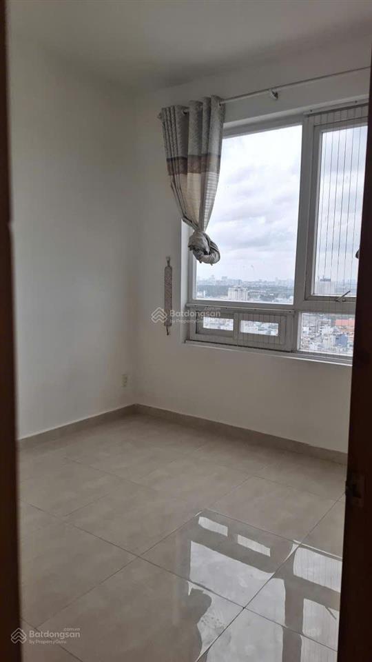 Cho thuê căn hộ the cbd, q.2. giá 10 triệu/tháng (2pn, 2wc, có máy lạnh, mày nước nóng).