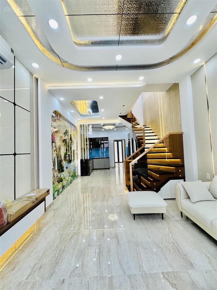 Nhà đẹp không tì vết, chỉnh chu từng chi tiết, full nội thất sang xịn, giáp q11, tân bình