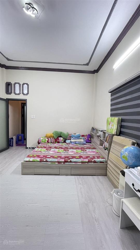 Nhà đẹp ô tô đỗ cửa sát mặt tiền phạm văn bạch p.15, tân bình
