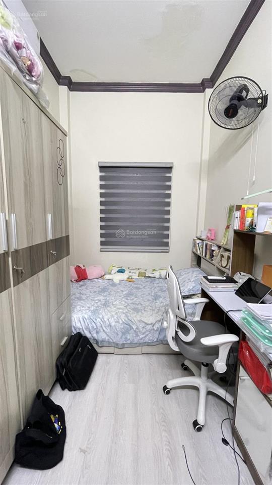 Nhà đẹp ô tô đỗ cửa sát mặt tiền phạm văn bạch p.15, tân bình