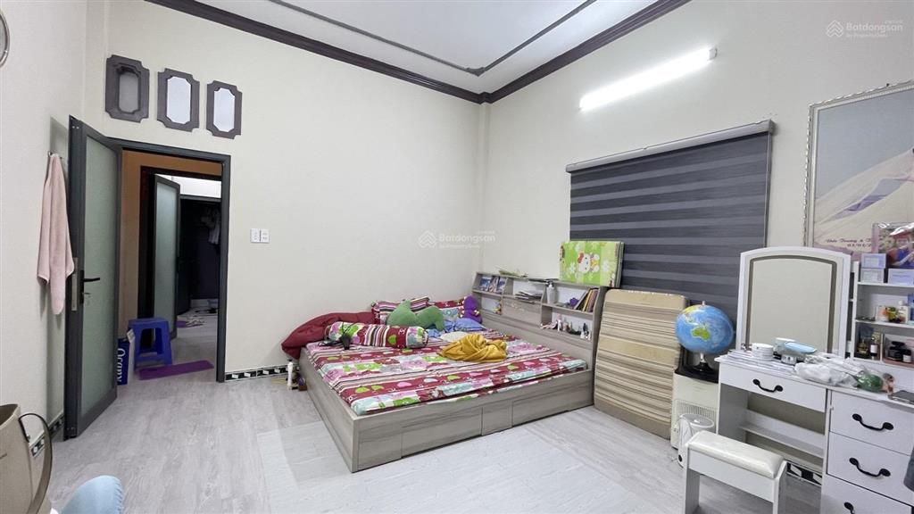 Nhà đẹp ô tô đỗ cửa sát mặt tiền phạm văn bạch p.15, tân bình