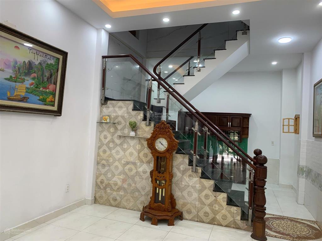 Hàng mới đẹp ở ngay khu vip quận tân phú
