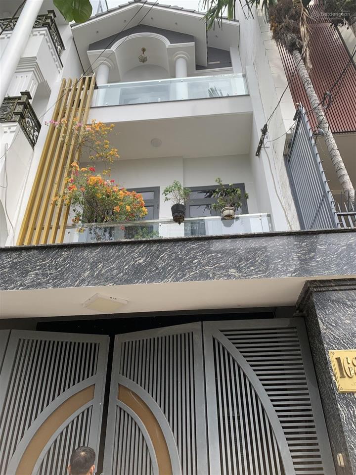 Hàng mới đẹp ở ngay khu vip quận tân phú