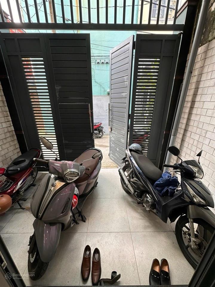 Nhà đoàn giỏi tân phú thông hẻm 680 bình long 3 tầng 65m