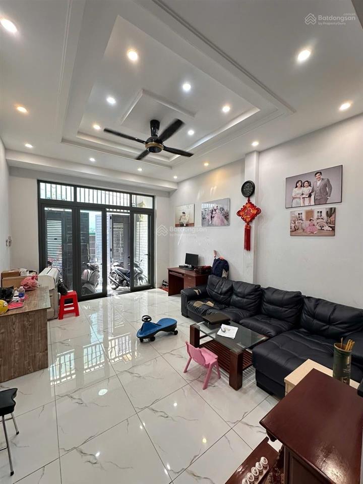 Nhà đoàn giỏi tân phú thông hẻm 680 bình long 3 tầng 65m