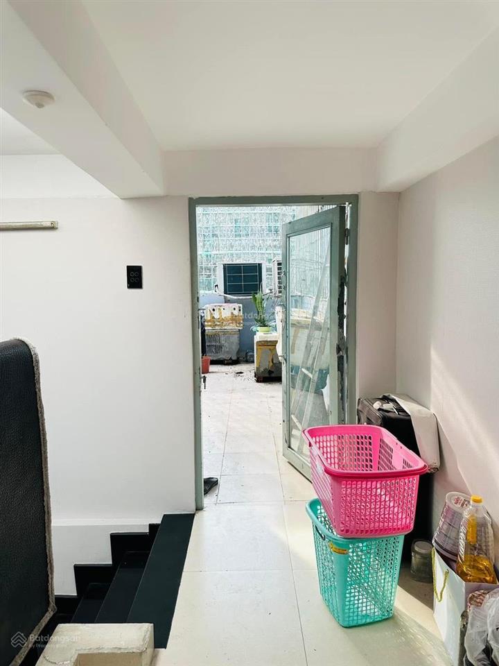 Cần vốn bán nhà gần đại học luật, hcm, thủ đức, giá thương lượng, 50m2, 2 tầng