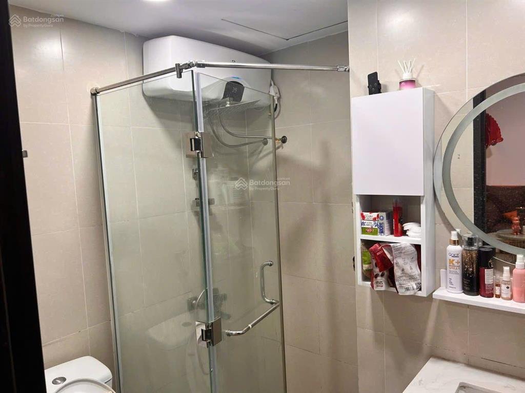 Chính chủ bán nhanh sky9 2pn 1wc full nt decor đẹp sổ sẵn 2,85 tỷ cực tốt