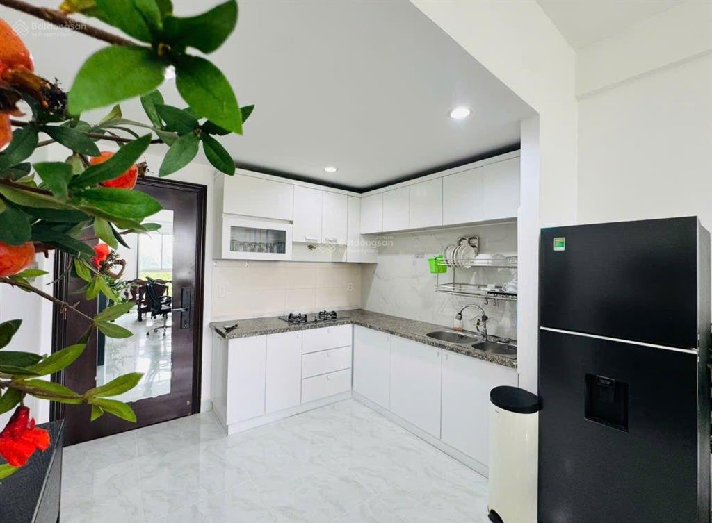 Bán căn hộ phố đông hoa sen 3ty 2pn 2wc 70m2 full nội thất sổ sẵn nhà đẹp mát cả ngày