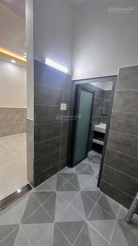 Hxt nhà mới 4x18  nhỉnh 5tcách aeon tân phú 5 phút