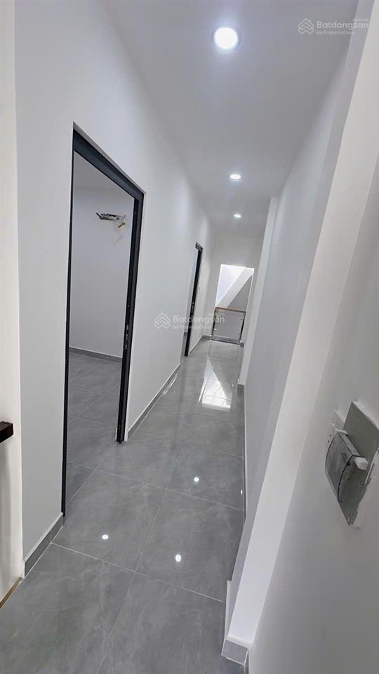 Hxt nhà mới 4x18  nhỉnh 5tcách aeon tân phú 5 phút