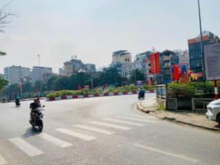 Chủ cần tiền bán gấp nhà ở vũ tông phan. mặt phố kinh doanh. diện tích 39m2. mặt tiền 4m. ô tô đỗ