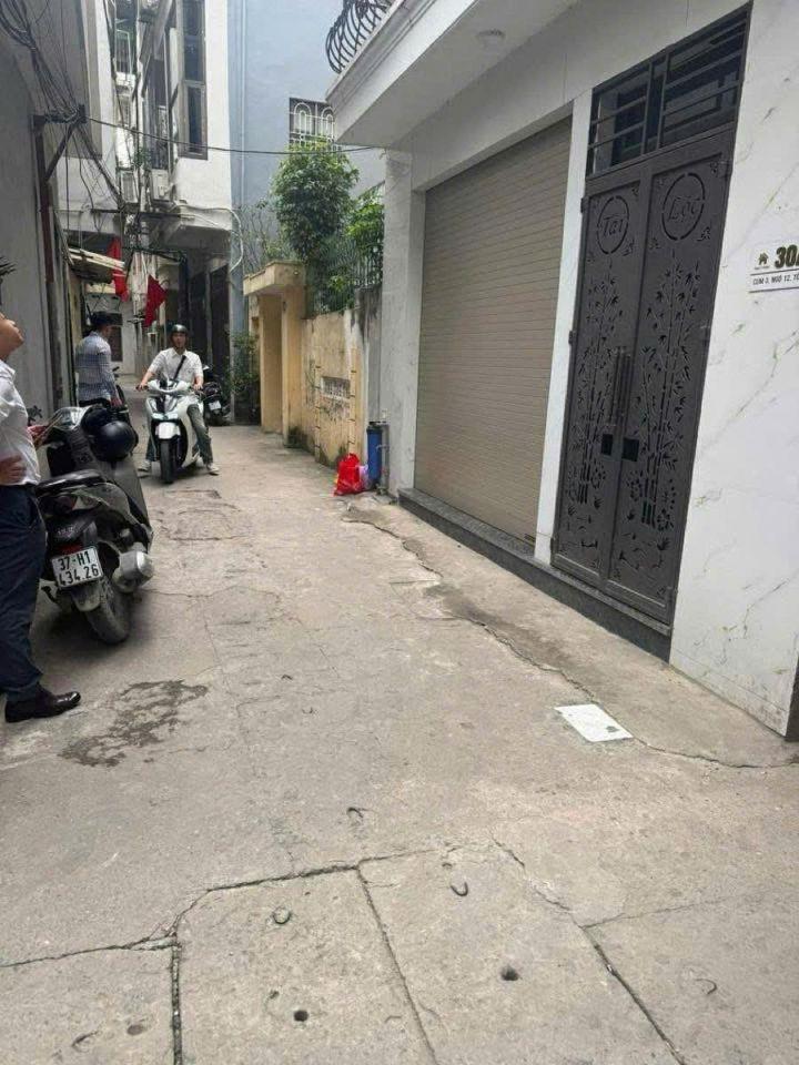  Hơn 8 tỷ có ngay NHÀ MỚI - LÔ GÓC - NGÕ THÔNG 35.5m2* 5T phố Quang Trung