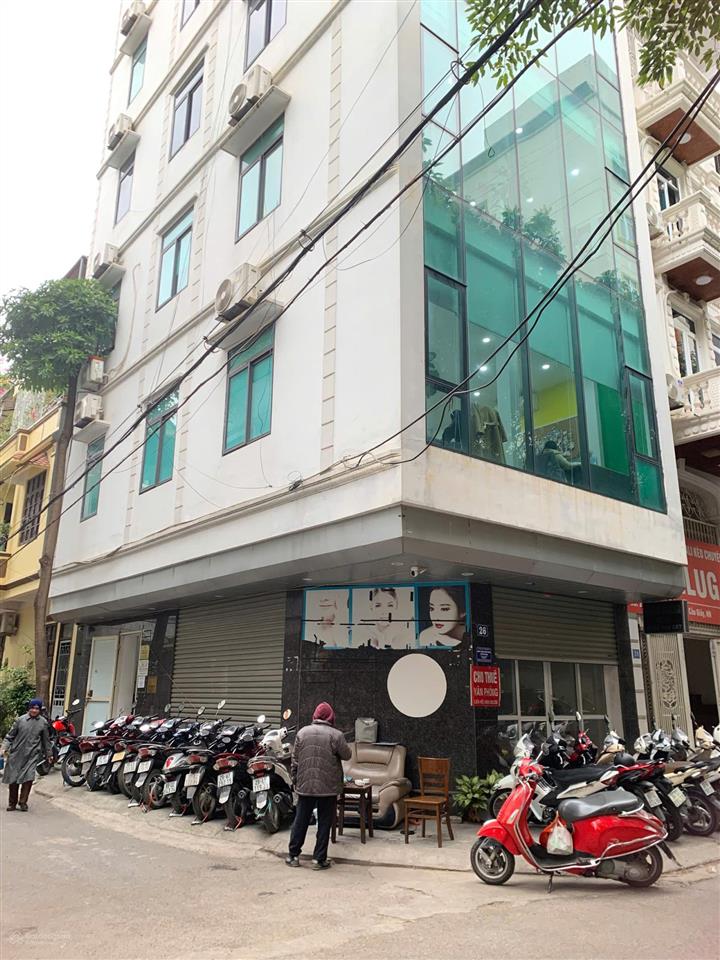 Cho thuê văn phòng tại phố phạm tuấn tài, 12 triệu vnd, 50m².  0984 828 ***