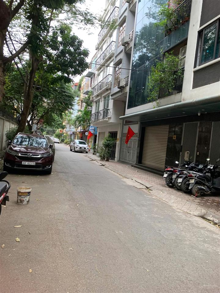 Cho thuê văn phòng tại phố phạm tuấn tài, 12 triệu vnd, 50m².  0984 828 ***