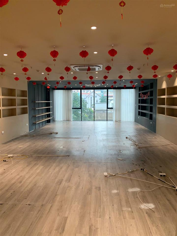 Chính chủ cho thuê văn phòng, phòng tập tại khuất duy tiến, tx, 25 triệu vnd, 120 m2.  0984 828 ***