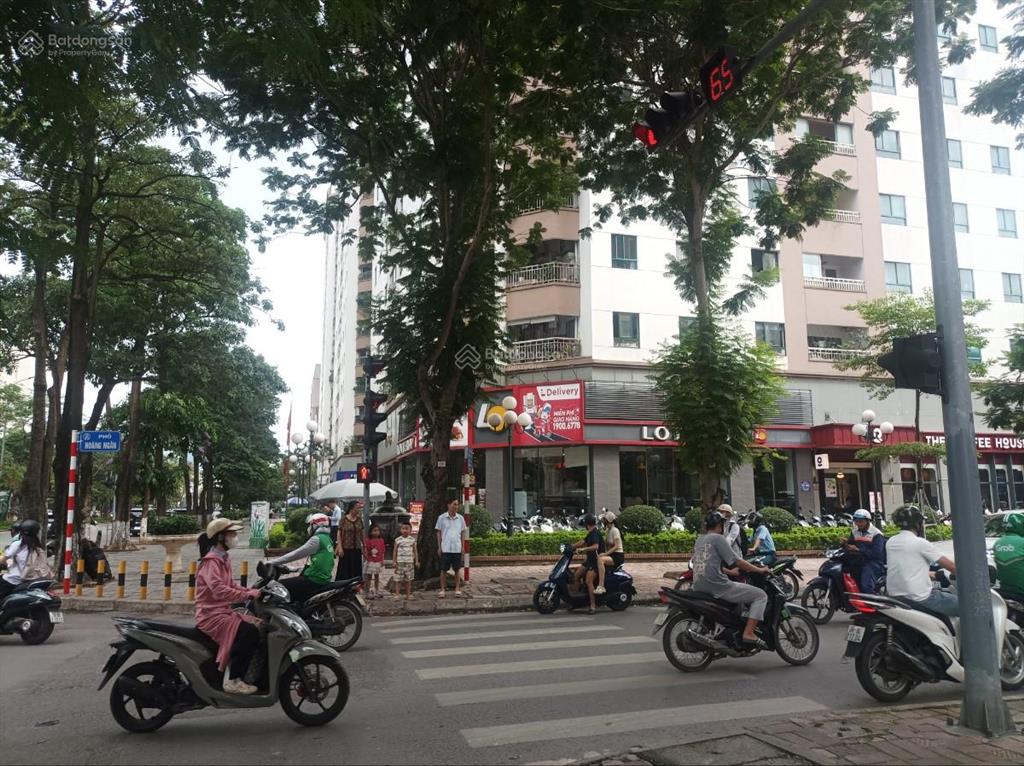 Mặt bằng kinh doanh đẹp hoàng đạo thúy  chân chung cư