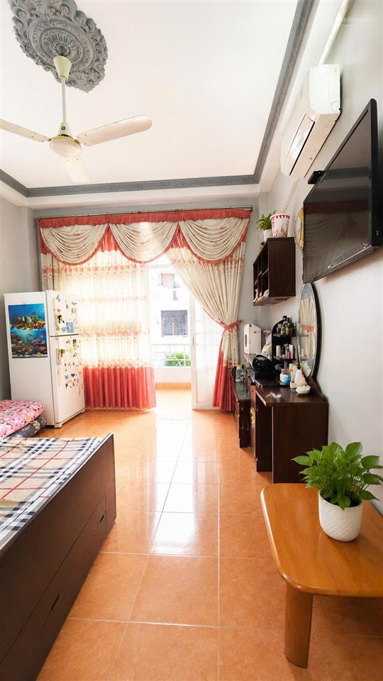 Nhà 3 tầng  45m2  hẻm xe hơi thông  tiện kinh doanh, buôn bán  gần chợ bà chiểu  hơn 4 tỷ