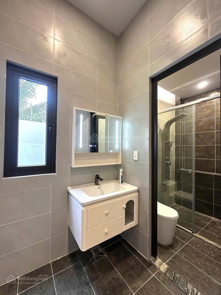 Bán nhà mặt tiền kinh doanh gần đường đồng khởi  big c tân hiệp. 7x13, đường 8m, sổ riêng thổ cư