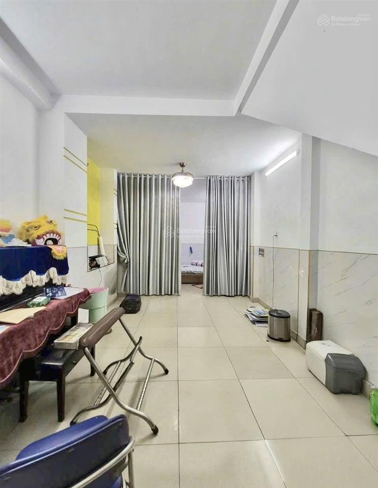 Bán nhà 3 tầng dương quảng hàm 52m2, hẻm xe hơi 5m, nhỉnh 6 tỷ