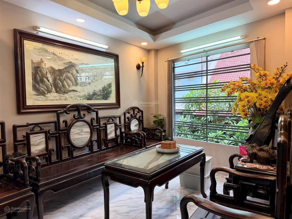 Ngang 8m, nhà 5 tầng 6pn, hẻm xe hơi dương quảng hàm, 10 tỷ thương lượng