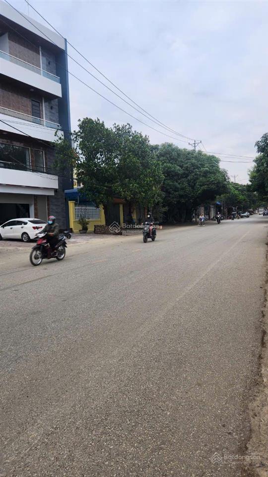 Chị chủ cần cho thuê mặt bằng kinh doanh  nhà biệt thự phố 2 mặt tiền 2 tầng 350m2